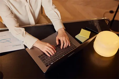 唯一歌曲含义女声