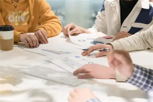 高中每晚睡多久