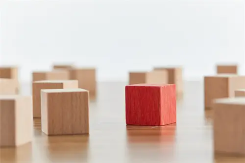 高中早上多久上学